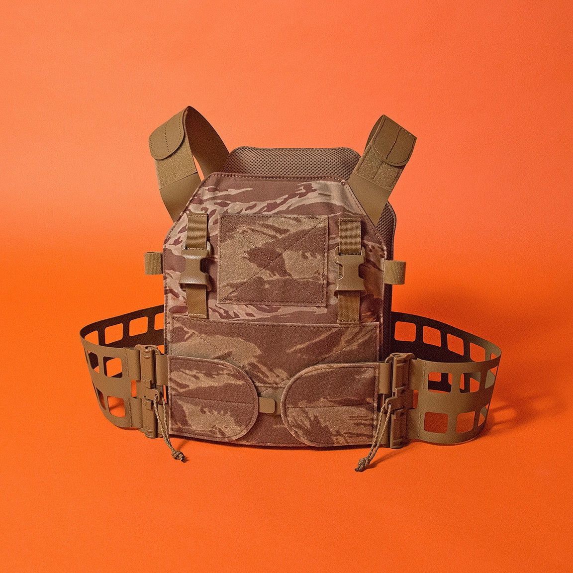 Low Profile Slick Plate Carrier (LPSPC) Tiger Stripe Desert TUBES